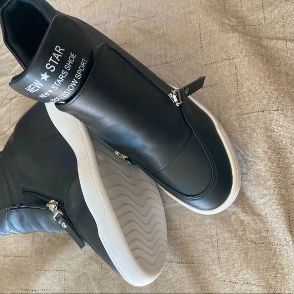 Shoes For Women - Picture 4 of 4